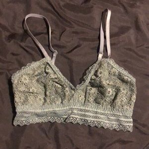 Victoria's Secret lacy green bralette, XS